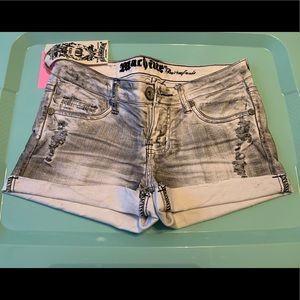 Machine black/white shorts